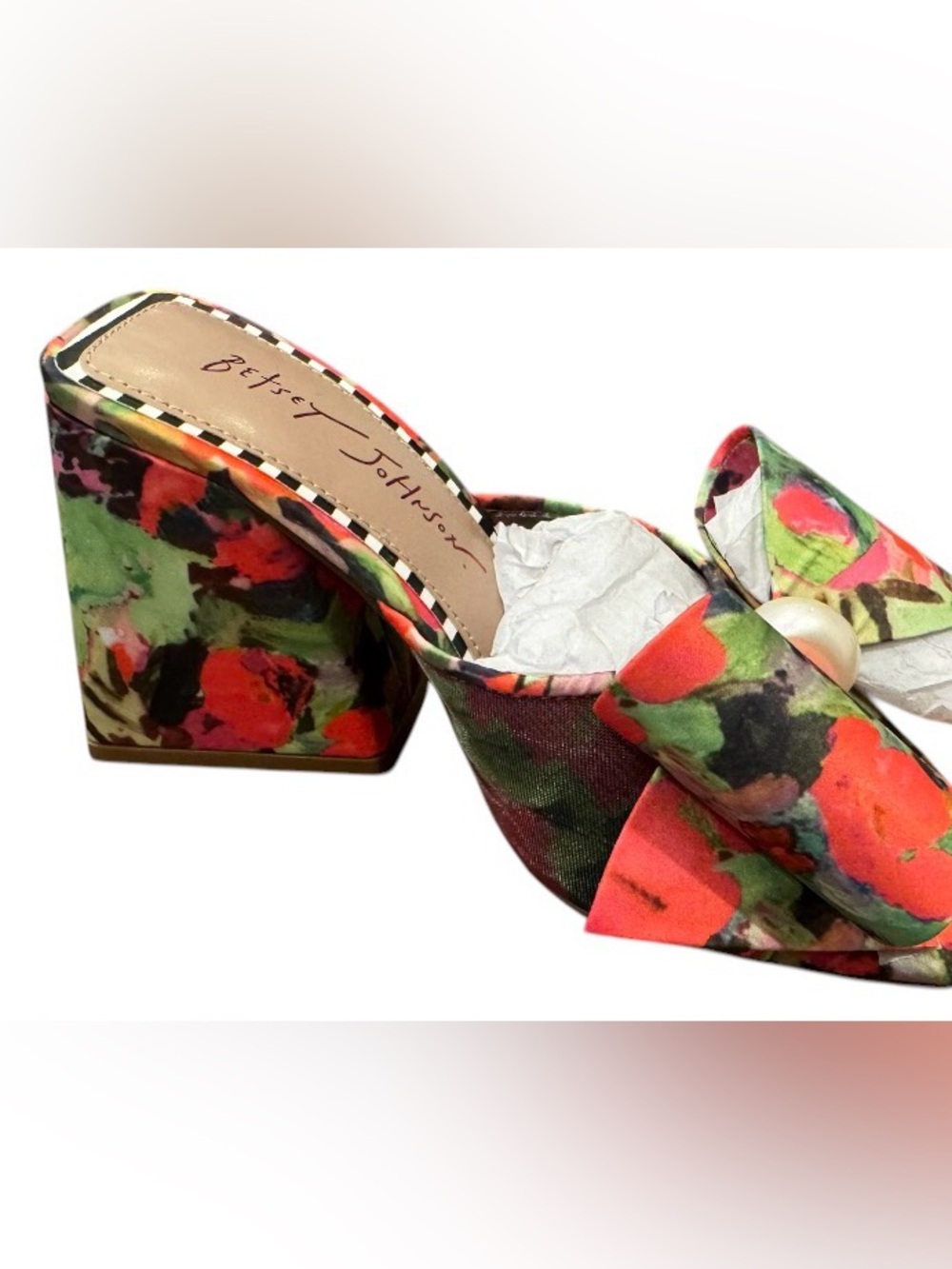 NWOT Betsey Johnson Multicolor Floral Bow Pearl-Accent Mules - Picture 3 of 4